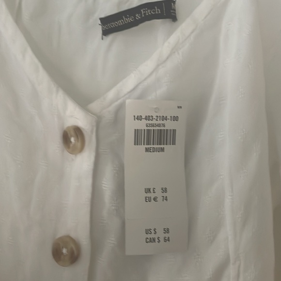 Form fitting A&F blouse - Picture 3 of 5